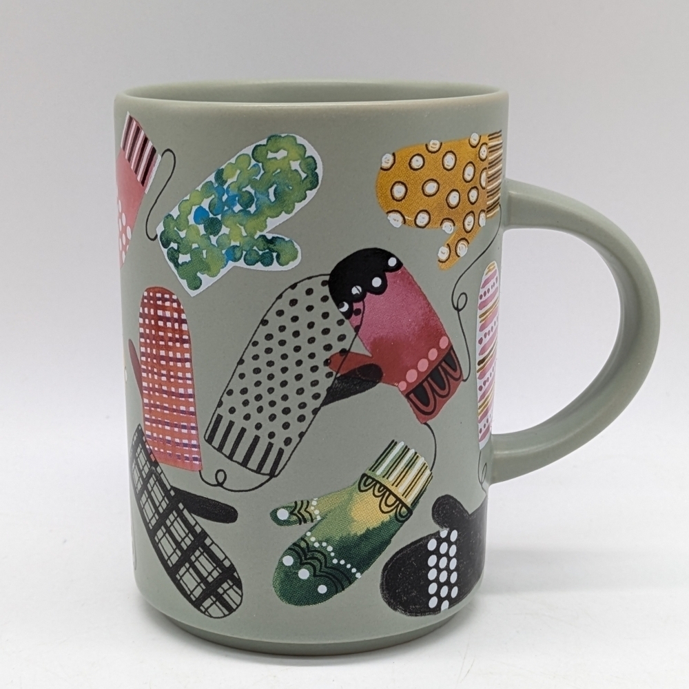 Starbucks 2017 Green Colorful Holiday Winter Mitten Ceramic Coffee Mug 12 Fl Oz